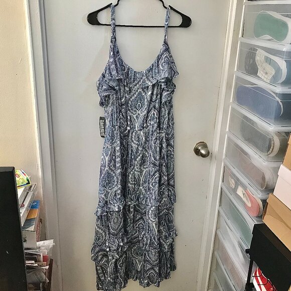 New York and Company Spaghetti Strapped Navy Blue/White tDress - Size XXL - NWT - Picture 1 of 6